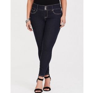 Torrid premium stretch jegging dark wash (Short)